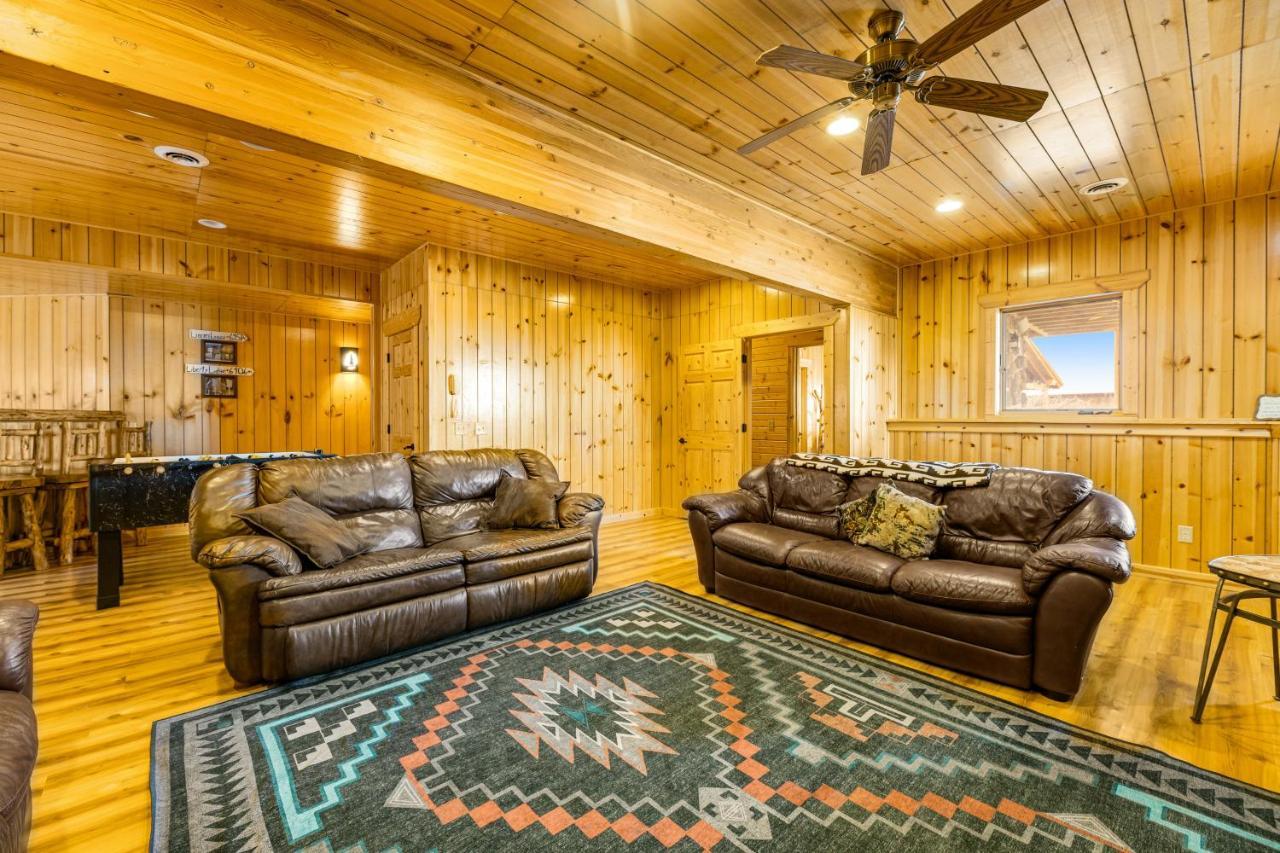 Liberty Lodge At Terry Peak Lead Exterior photo